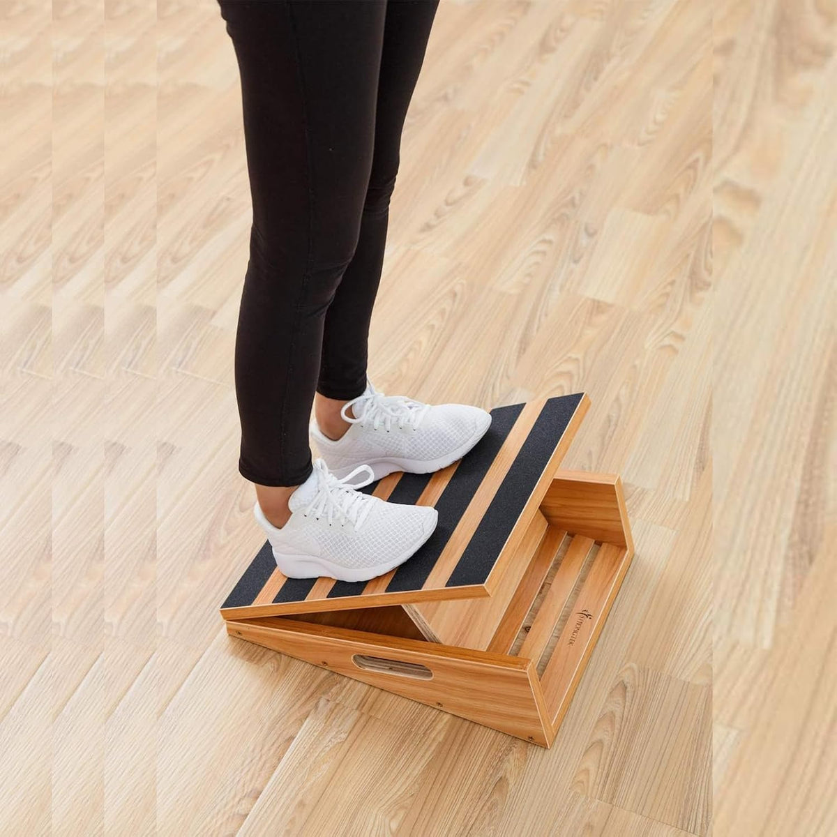 Wooden Slant Board, Adjustable Incline, Side Handles, Non-Slip