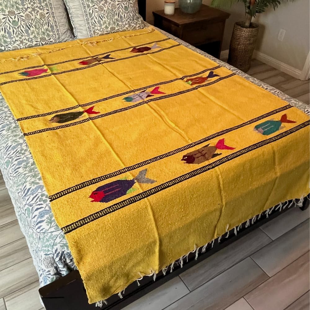 Open Road Goods Thick Mexican Yoga Blanket - Serape Fish Design - Handmade (Mint)