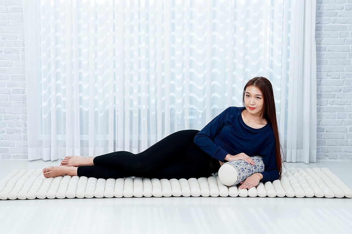 Small Yoga Bolster – Shape-Retaining Cervical Neck Roll, Tube Pillow for Comfortable Reading, Kapok Filling, 22 x 6 x 6 inches