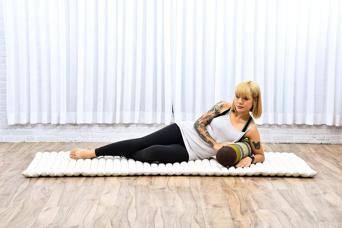 Small Yoga Bolster – Shape-Retaining Cervical Neck Roll, Tube Pillow for Comfortable Reading, Kapok Filling, 22 x 6 x 6 inches