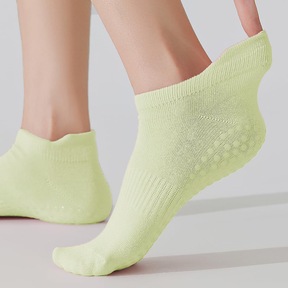 5 Pairs Pilates Socks with Grips for Women Non Slip Grip Yoga Crew Socks for Barre Hospital Barefoot