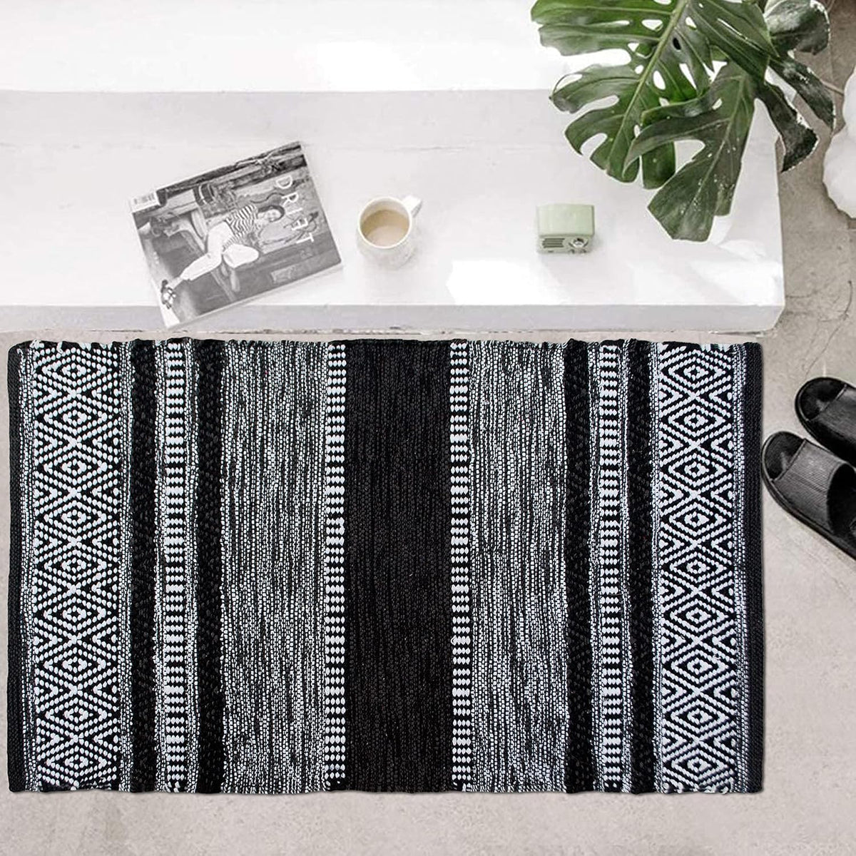 Farmhouse Rug 24''x36'' Black-White | Recycled Cotton Hand Woven Rug, Long Boho Rug | Perfect for Hallways, Kitchens, Bathroom, bedrooms, Meditation Yoga Mat | Machine Wash