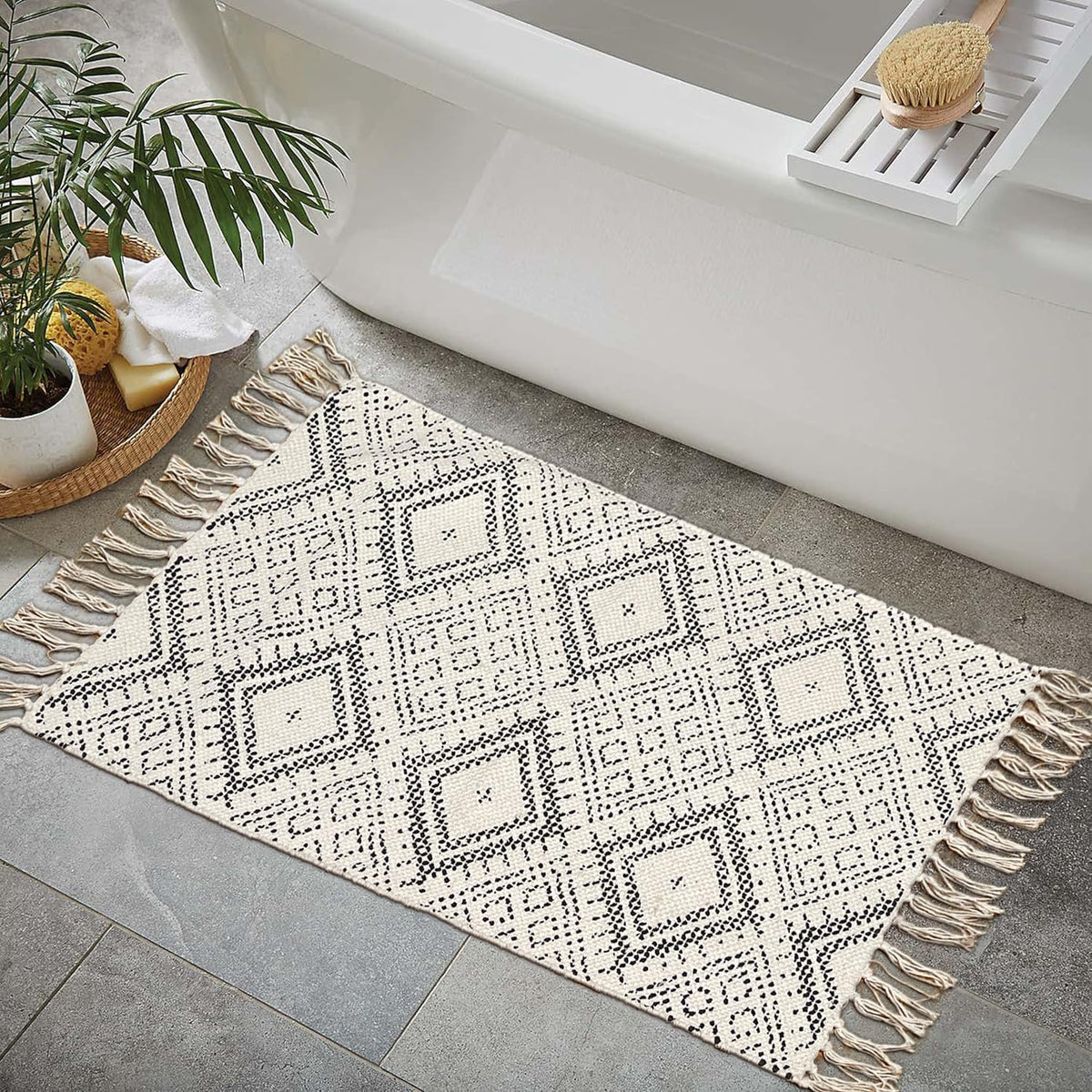 Farmhouse Rug 24''x36'' Black-White | Recycled Cotton Hand Woven Rug, Long Boho Rug | Perfect for Hallways, Kitchens, Bathroom, bedrooms, Meditation Yoga Mat | Machine Wash