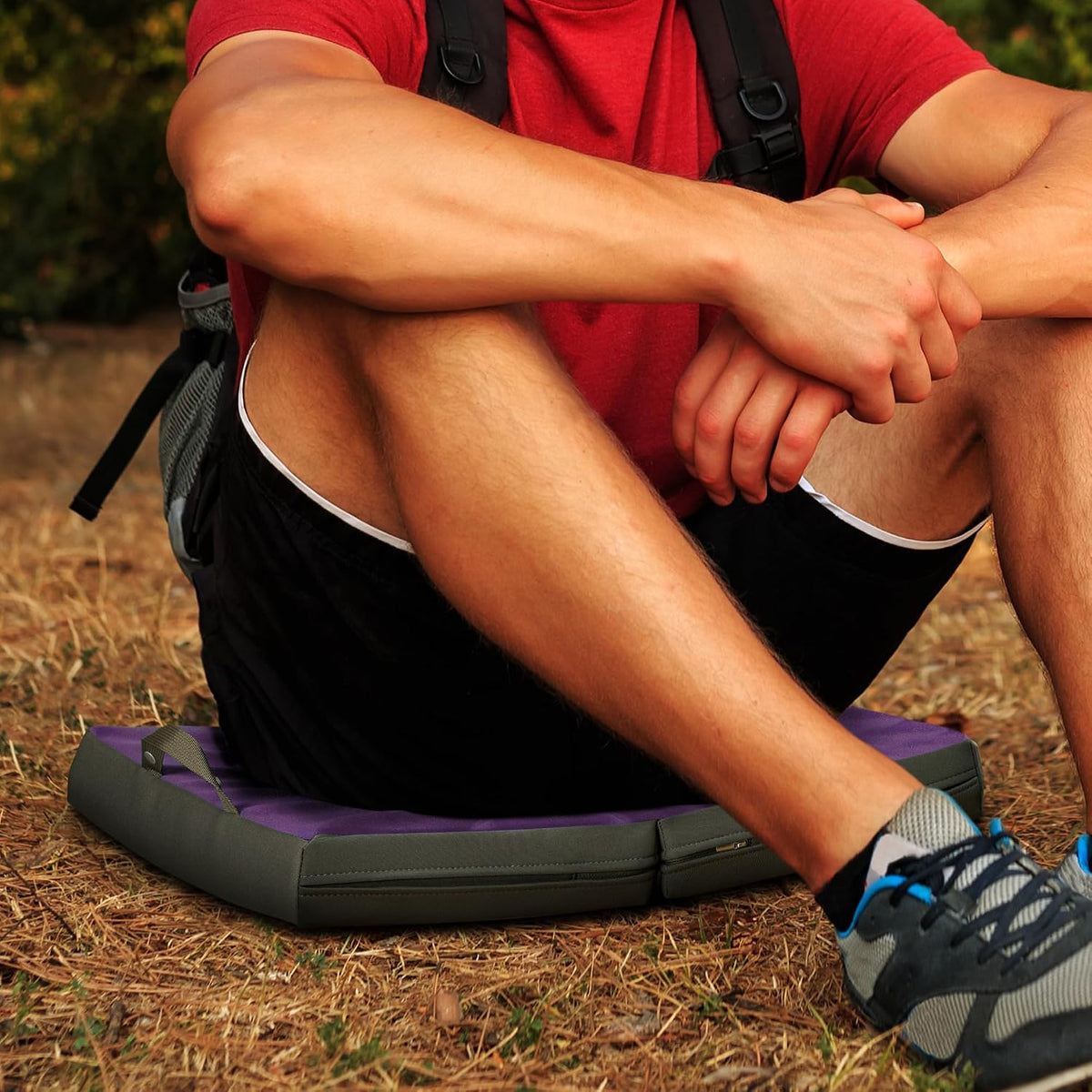Garden Kneeling Pad Memory Form Knee Cushions for Gardening Extra Thick Knee Pad Water Resistant Prayer Pillow for Work Yoga Physical Therapy Purple