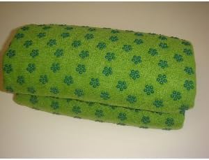 AngelBeauty Hot Yoga Towel with Carry Bag - Microfiber Non Slip Skidless Yoga Mat Towels for Yoga, Exercise, Fitness, Pilates (Green) (Green)