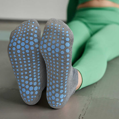Pilates Non Slip Grip Socks for Women 1-4 Pairs Yoga Barre Ballet Workout Hospital Grippy Sock