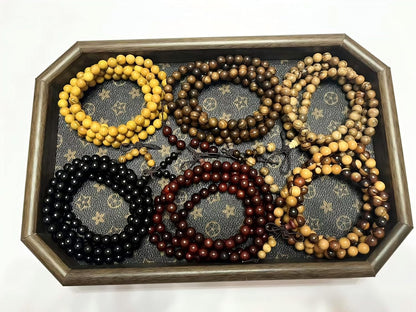 Handmade Mala Beads Bracelet 108 8mm Prayer Meditation Bracelet Sandalwood Elastic, Buddhist Beads, Prayer Mala Necklace for Men and Women Gifts