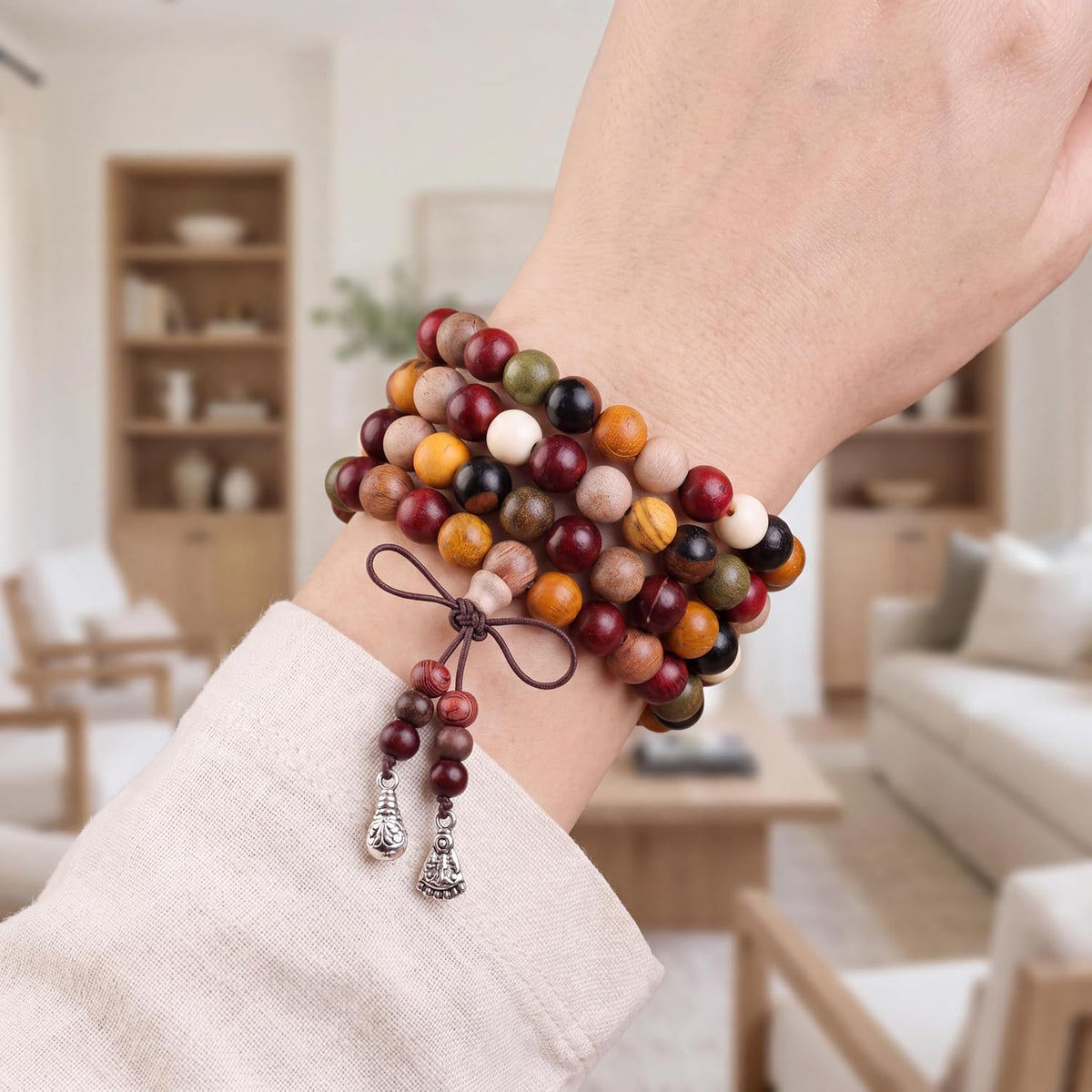 Handmade Mala Beads Bracelet 108 8mm Prayer Meditation Bracelet Sandalwood Elastic, Buddhist Beads, Prayer Mala Necklace for Men and Women Gifts