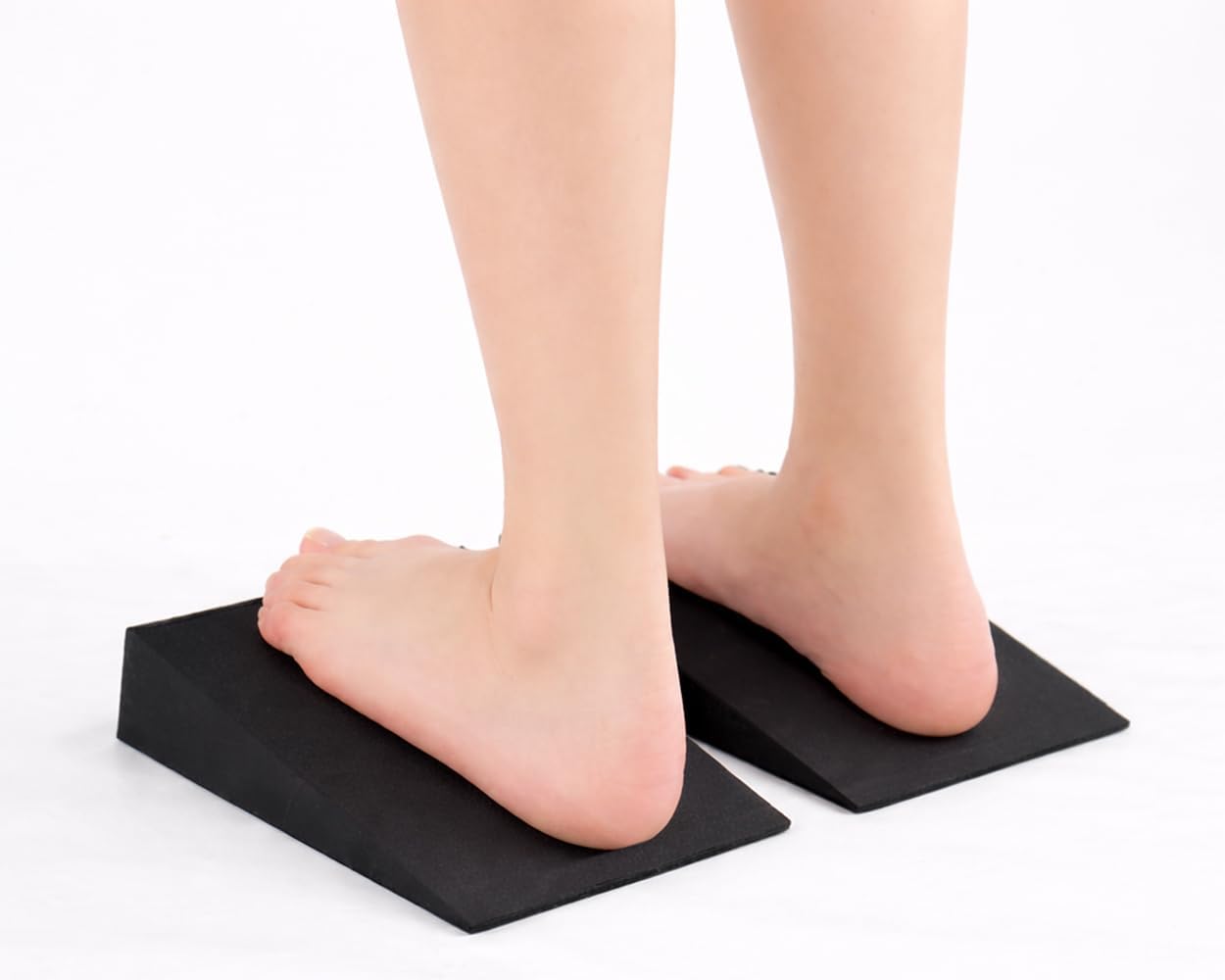 2Pcs Heel Elevated Squat Wedge 12° Incline Workout Wedge for Squats 9.69''x5.94''x2.4'' Foot Wedges for Exercise,Calf Stretching and Physical Therapy