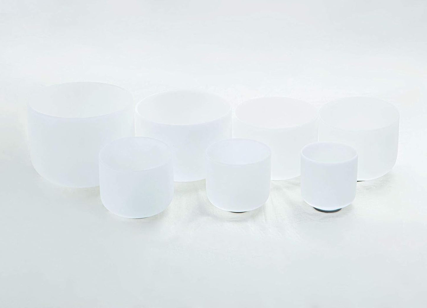 Leize Crystal Singing Bowl with Carrying Case, White, Set of 7 size 6-12" A-G Note 432 hz