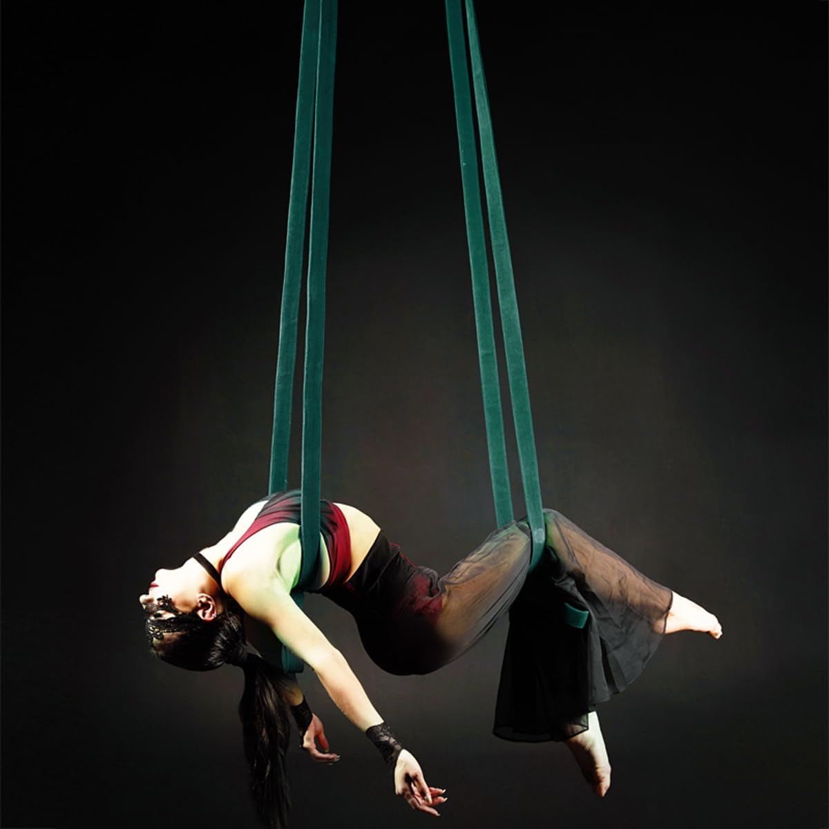 4.9ft 1.5m Aerial Straps Ropes Yoga Aerial Acrobatics Body Aerial Loop Trapeze Circus Apparatuses Equipment Three-Layer Straps 1 pairs