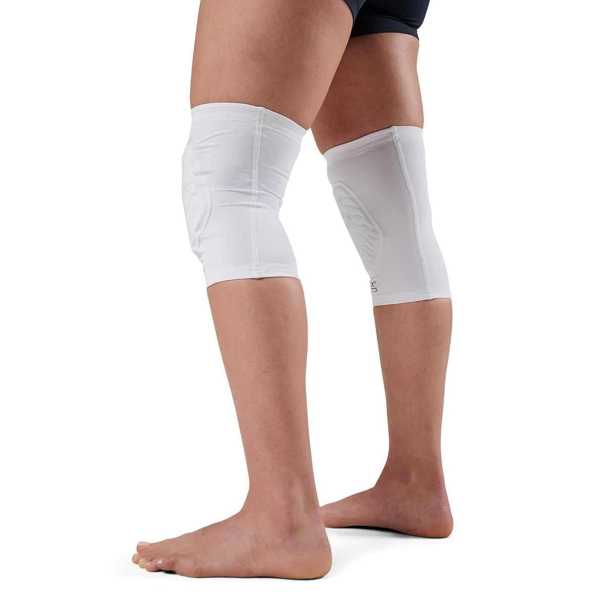 McDavid Moisture Wicking HEX Technology Knee Sleeves for Women/Men, Elbows & Shins Protection, Hex Pads