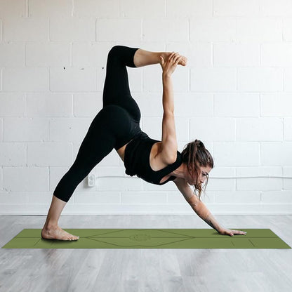 Hot Yoga Mat Towel with Corner Pockets Yoga Towels for Hot Yoga Non Slip with Travel Bag Sweat Absorbent Yoga Blankets Mat Cover for Workout Gym 70"x26" (Mountain-01, 70x26)