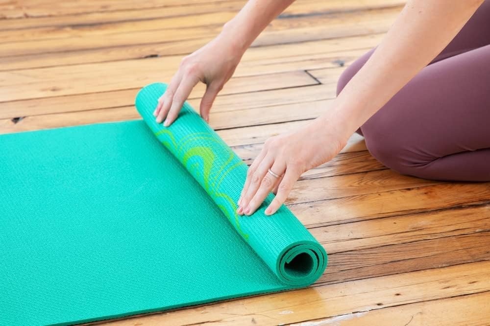 Sol Living Travel Yoga Mat - Natural Tree Rubber for Extra Grip - Non-Slip, Foldable, Eco-Friendly - Perfect for On-the-Go Yoga, Pilates, Fitness, Meditation - 24" x 72", Green