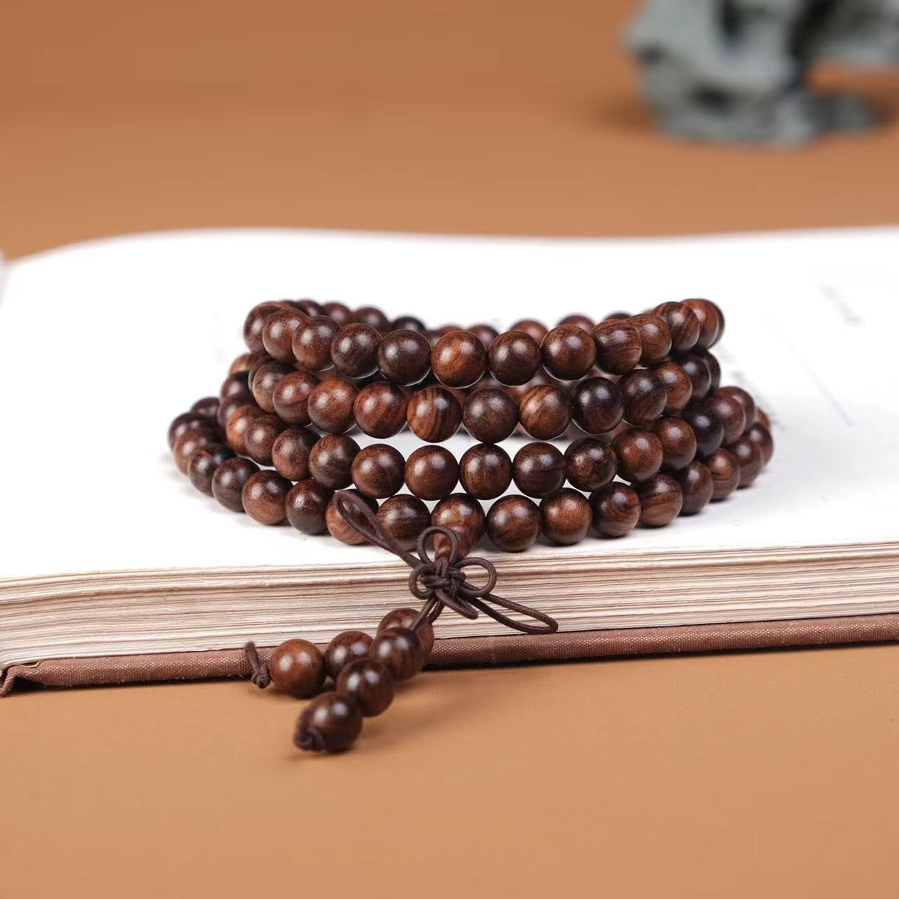 Handmade Mala Beads Bracelet 108 8mm Prayer Meditation Bracelet Sandalwood Elastic, Buddhist Beads, Prayer Mala Necklace for Men and Women Gifts