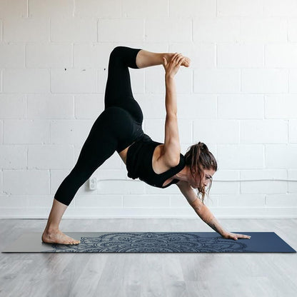Hot Yoga Mat Towel with Corner Pockets Yoga Towels for Hot Yoga Non Slip with Travel Bag Sweat Absorbent Yoga Blankets Mat Cover for Workout Gym 70"x26" (Mountain-01, 70x26)