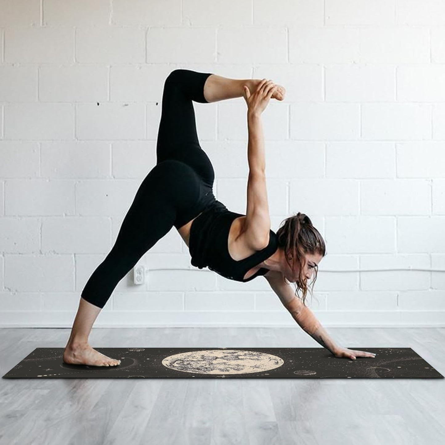 Hot Yoga Mat Towel with Corner Pockets Yoga Towels for Hot Yoga Non Slip with Travel Bag Sweat Absorbent Yoga Blankets Mat Cover for Workout Gym 70"x26" (Mountain-01, 70x26)