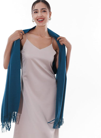 RIIQIICHY Winter Scarfs for Women Pashmina Shawls Wraps for Evening Dresses Large Warm Soft Scarves