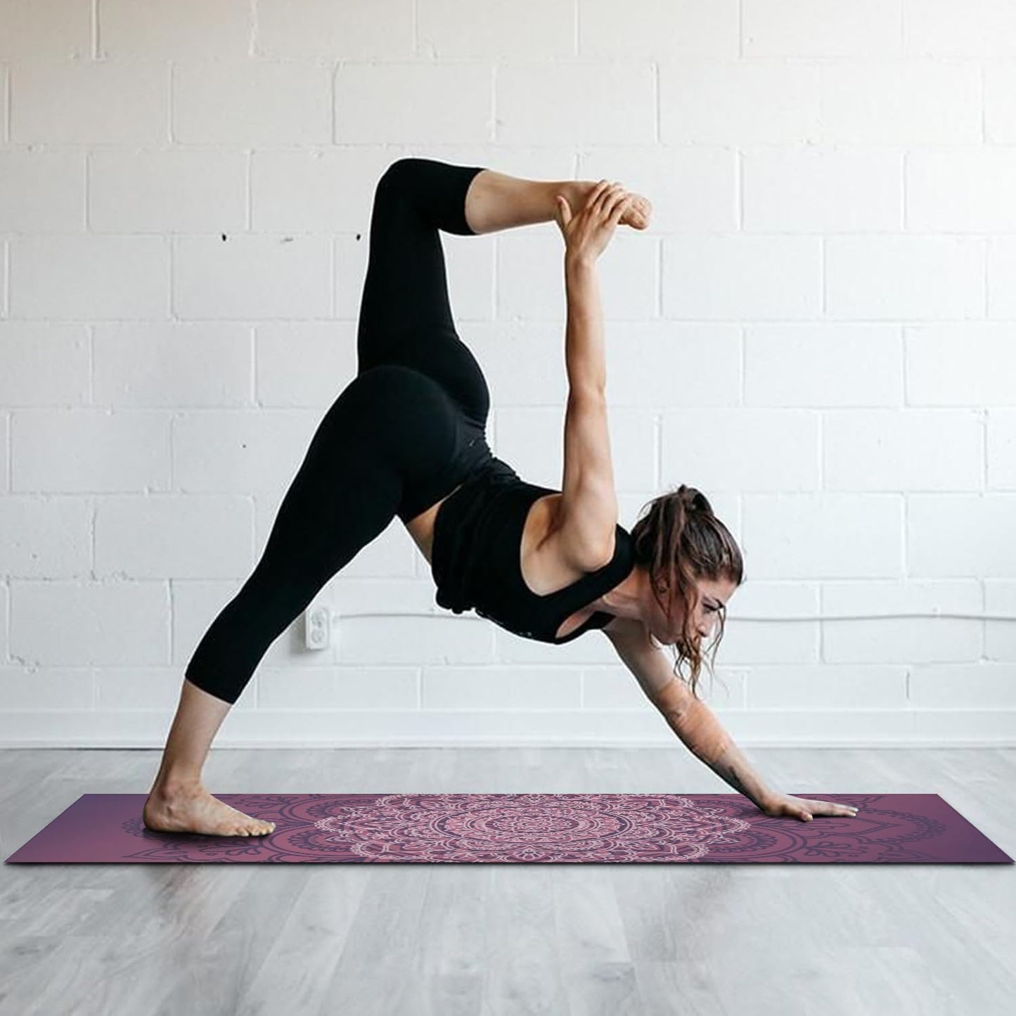 Hot Yoga Mat Towel with Corner Pockets Yoga Towels for Hot Yoga Non Slip with Travel Bag Sweat Absorbent Yoga Blankets Mat Cover for Workout Gym 70"x26" (Mountain-01, 70x26)