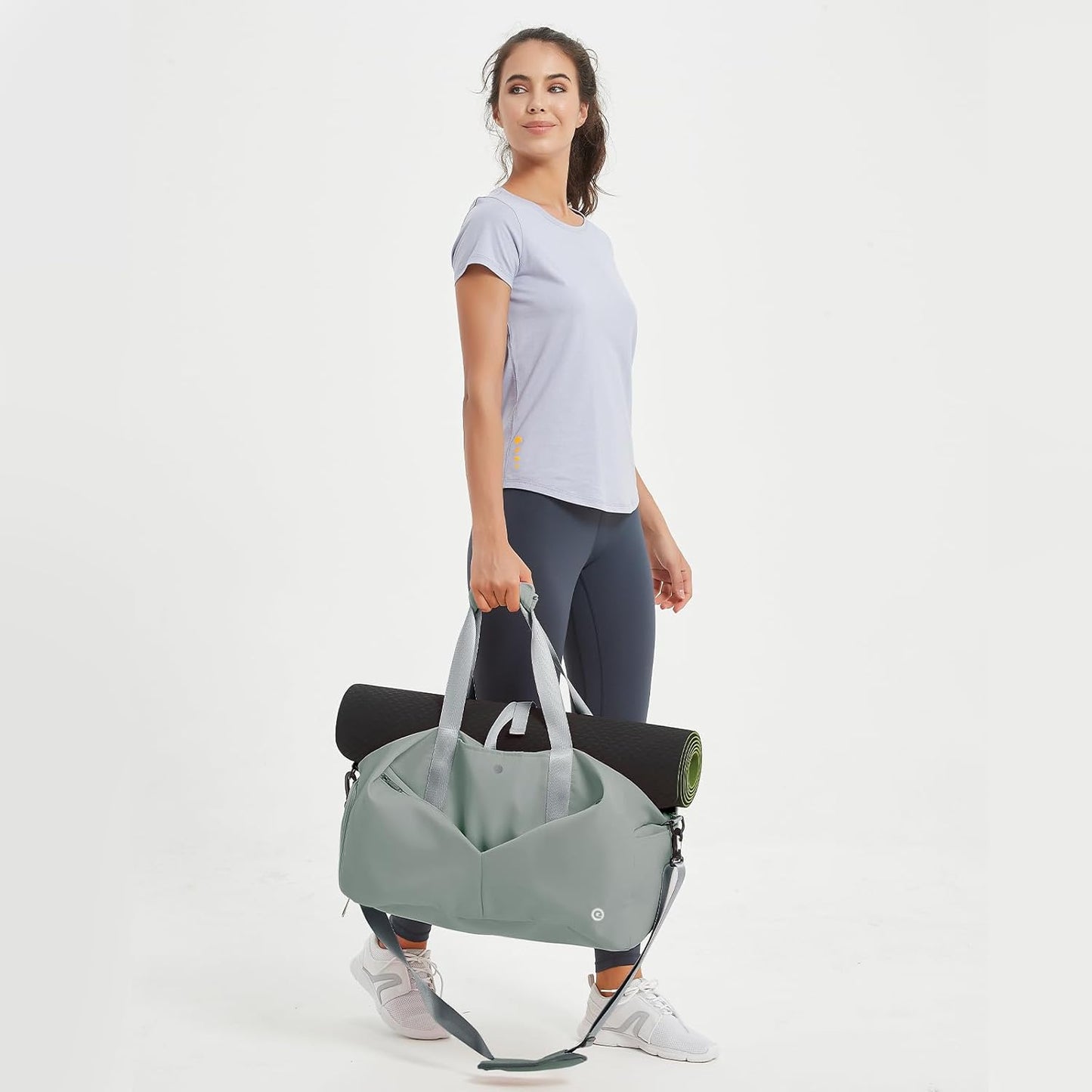 Ceneda 20" Gym Bag for Women with Wet Pocket & Shoe Compartment, Lightweight Duffel Waterproof Carry On Duffle for Travel, Yoga, Overnight (Green)
