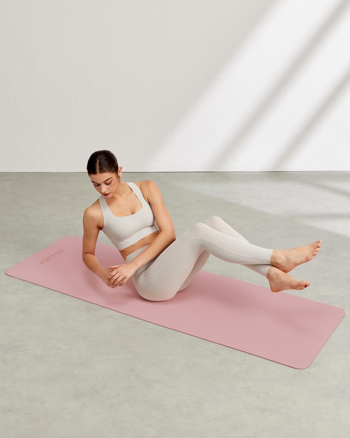 Yoga Mat,Non-Slip TPE Exercise Mat(1/4 Inch) for Pilates, Fitness & Barefoot Workouts, Home Gym Studio with Strap & Bag