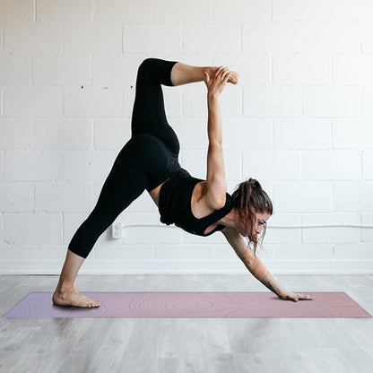 Hot Yoga Mat Towel with Corner Pockets Yoga Towels for Hot Yoga Non Slip with Travel Bag Sweat Absorbent Yoga Blankets Mat Cover for Workout Gym 70"x26" (Mountain-01, 70x26)