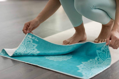 yogadesignlab | The Hand Towel | Premium Non Slip Hand Towel | Designed in Bali | Colorful Eco Printed + Quick Dry + Soft | Hot Yoga, Bikram, Ashtanga, Sport, Barre, Travel (Pearl)