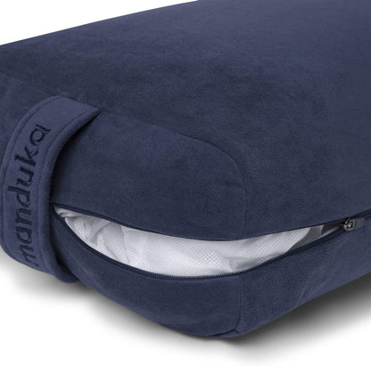 Manduka enlight Bolster Pillow - Yoga Pillow with Machine Washable Microfiber Cover, Curved Design for Optimal Workout and Meditation Support, Yoga and Pilates Equipment
