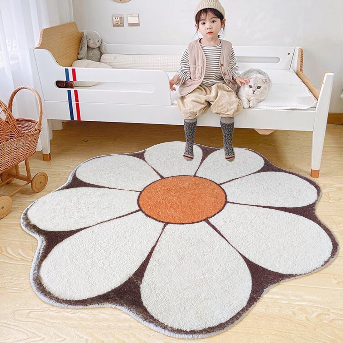 White Flower Shaped Rug, Cute Round Indoor Rug, 39.4" Diameter, High Pile Faux Wool, Non-Slip Backing
