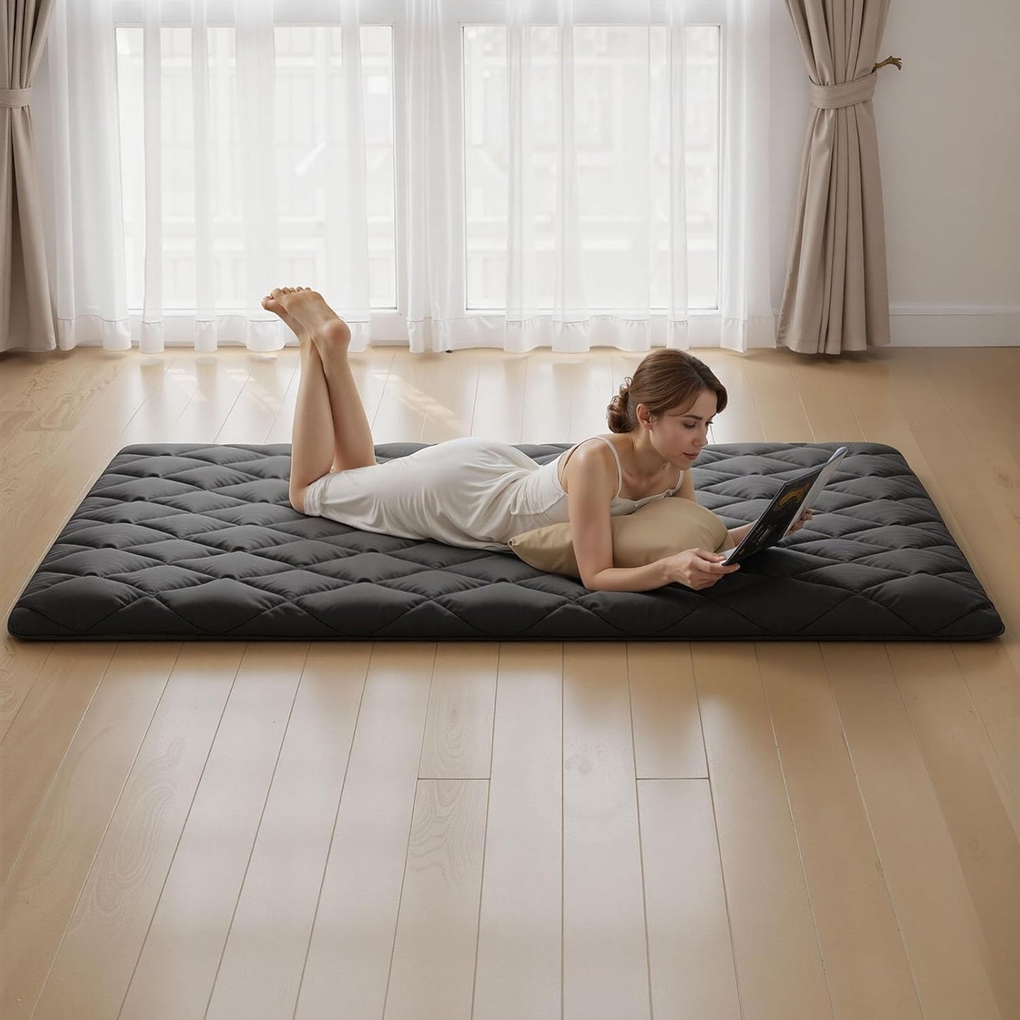VEVOR Japanese Floor Mattress, Futon Mattress, 100% High Density Comfortable Foam, Foldable Tatami Mat with Storage Bag, Sleeping Pad for Camping Dormitory Yoga