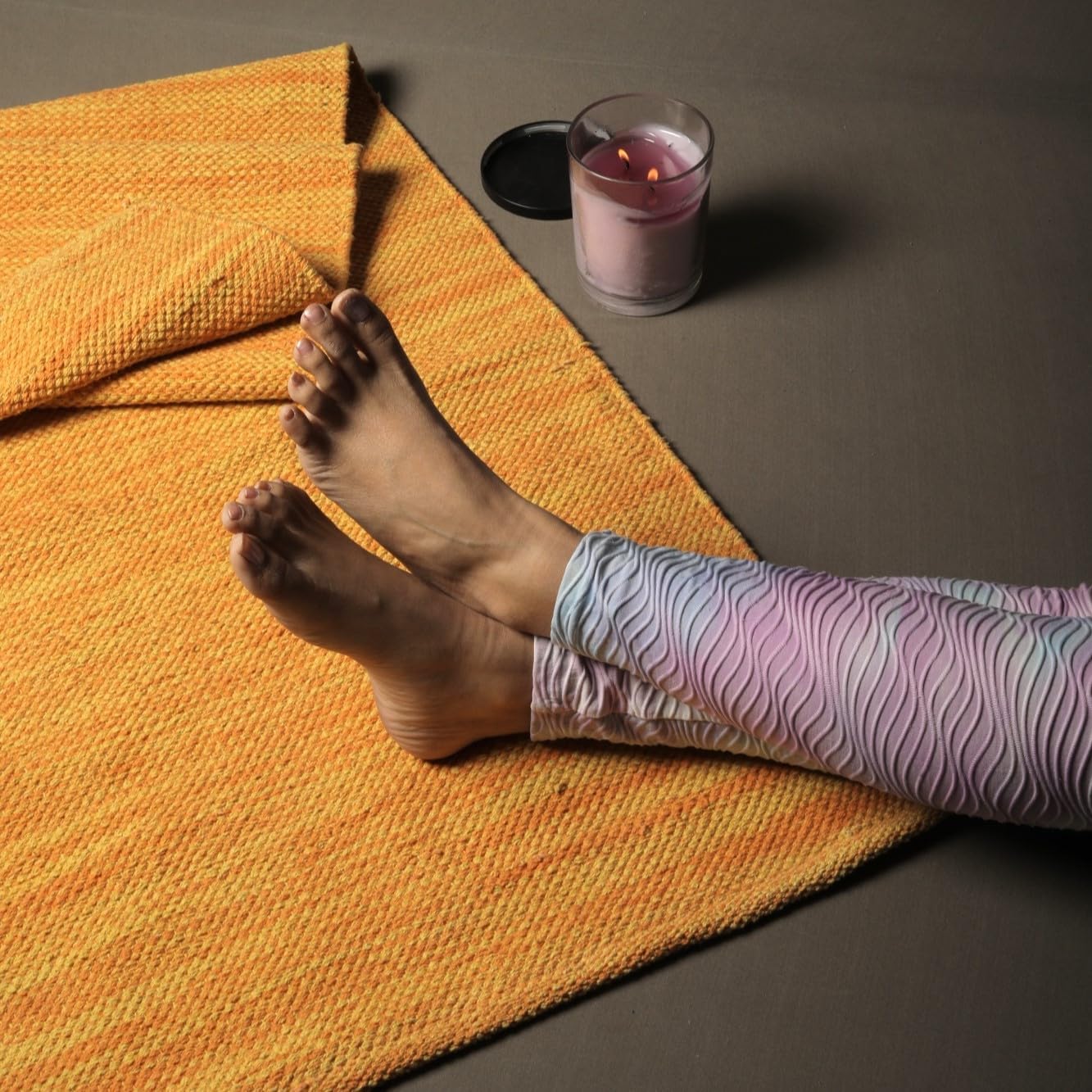 Trade Star Organic Cotton Yoga Mat Handloomed Meditation Rug Inches Perfect Size Mat Travel Mat for Indoor/Outdoor Use 72"L x 24"W Highly Absorbent Reversible Yoga Rug Tie Dye Yoga Mat for Exercise