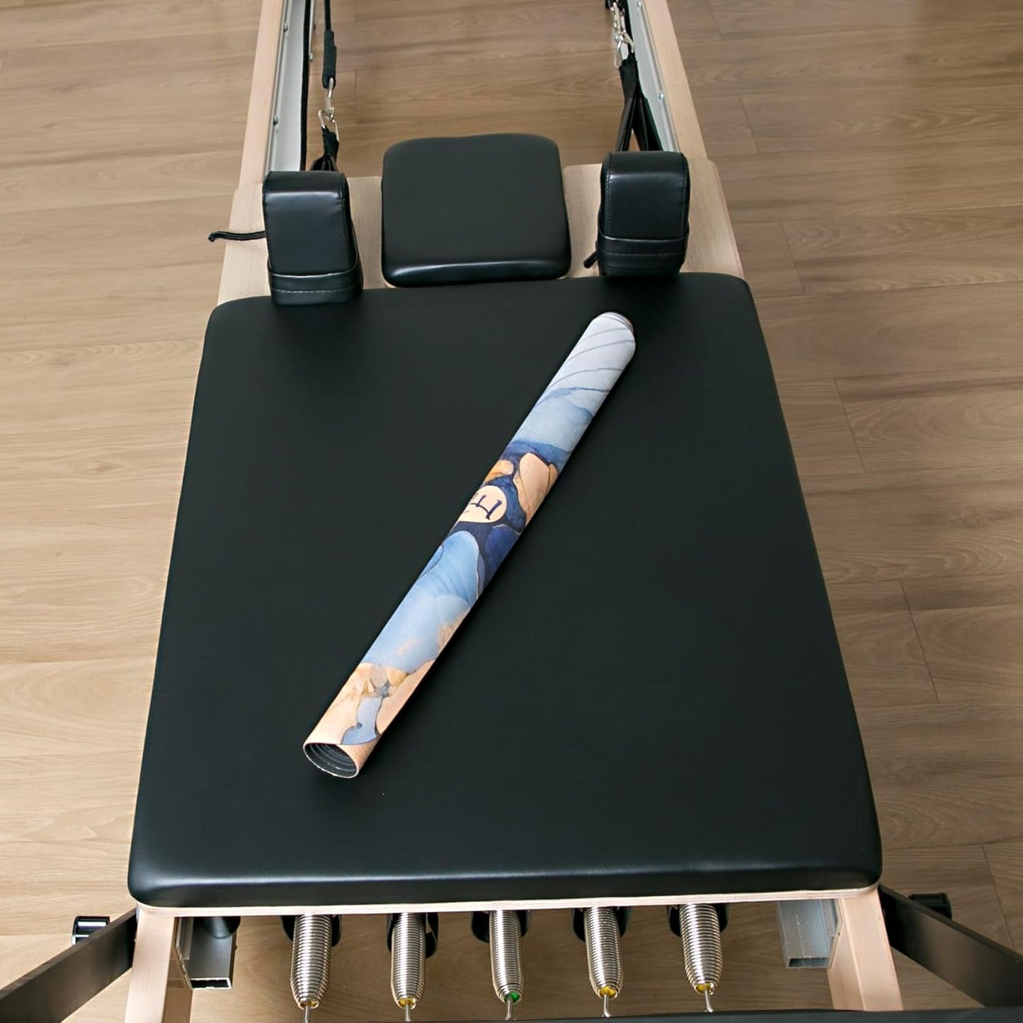 Echome Pilates Reformer Mat Towel with Shoulders, Pilates Reformer Cover with Great Grip, Easy to Wash Light Weight Portable