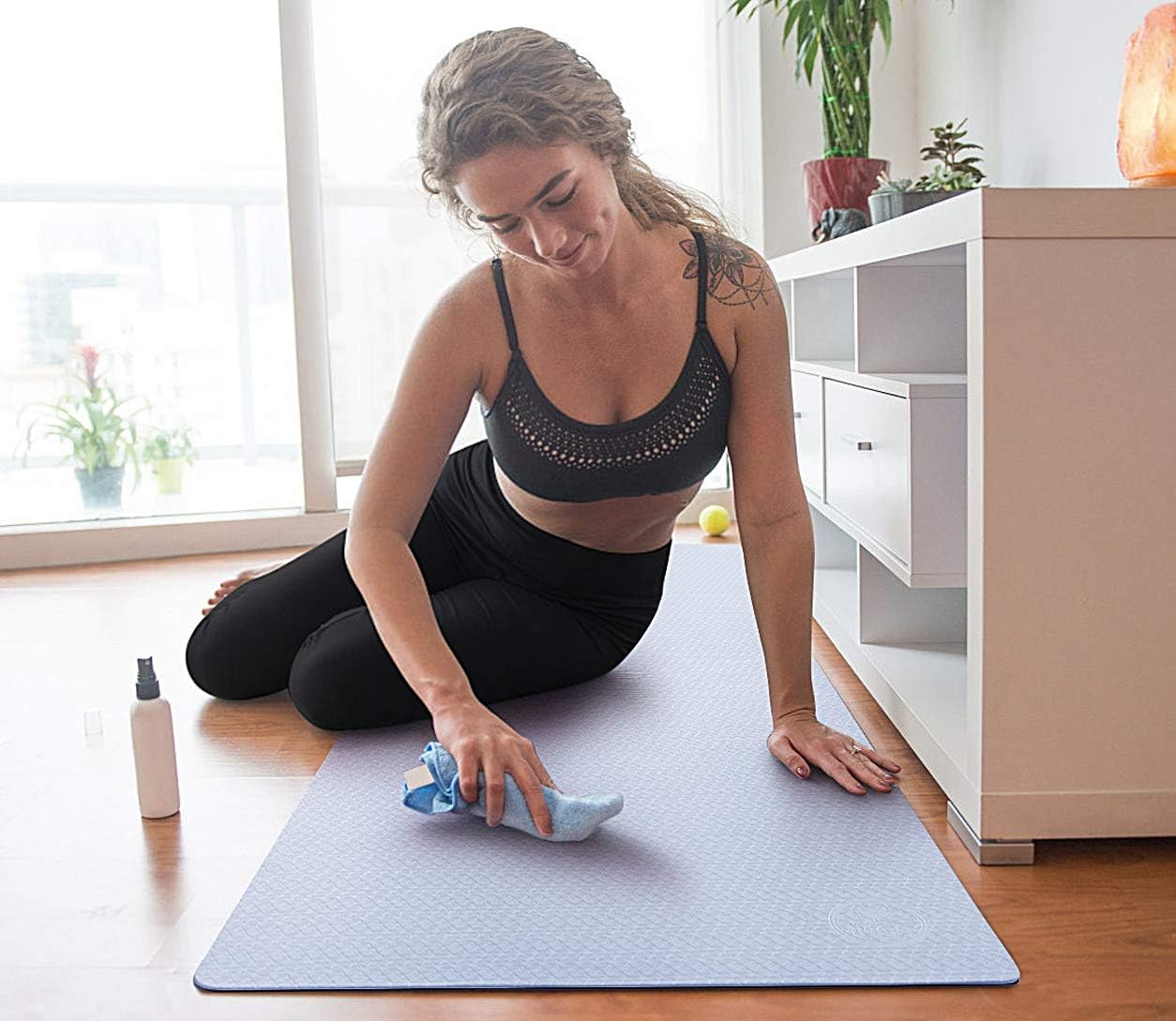 IUGA Yoga Mat Thick Non Slip Anti-tear Pilates Mat Eco Friendly Hot Yoga Mats for Workout & Exercise(72"x 24"x 6mm)