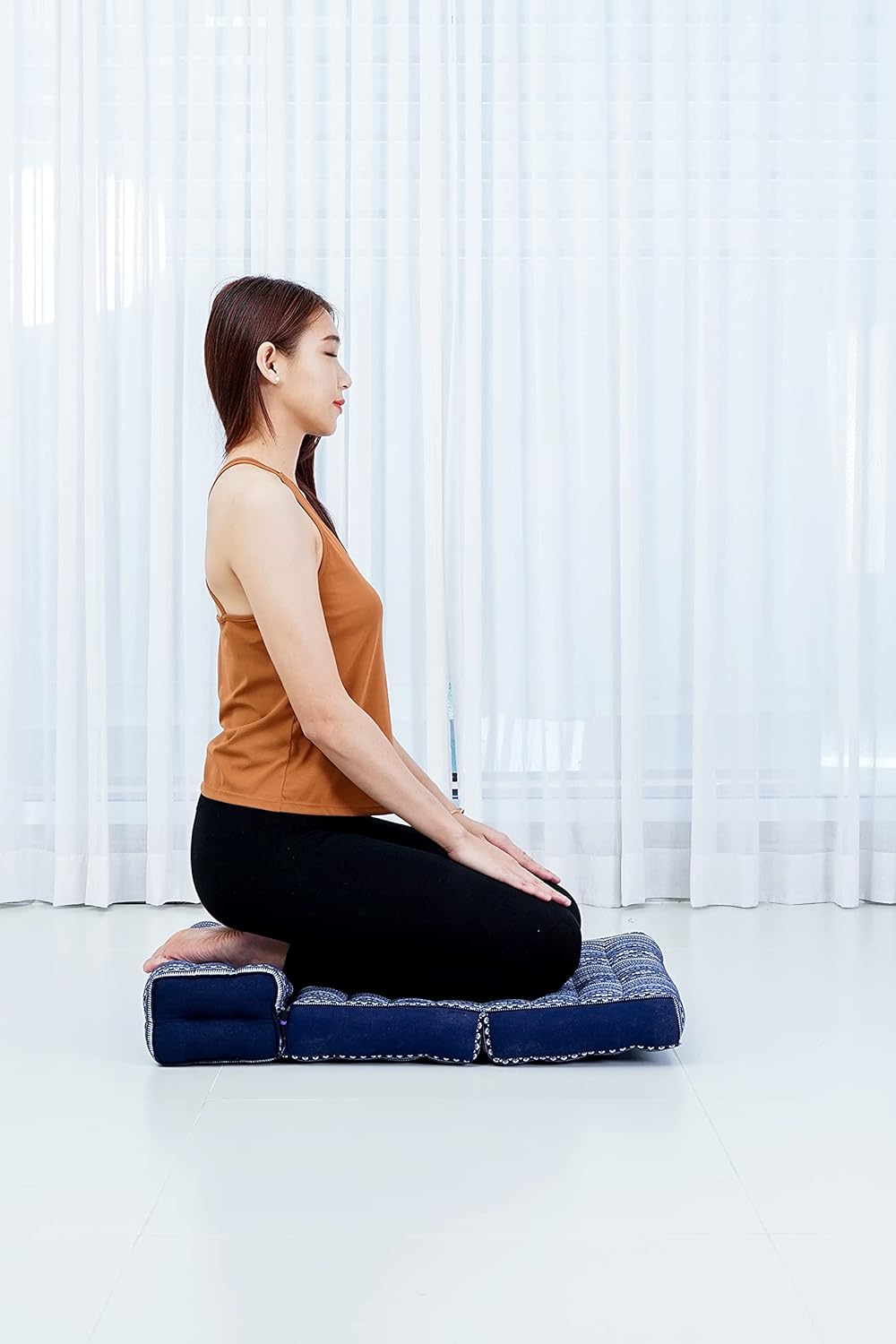Leewadee Foldable Floor Mattress – 2 in 1 Floor Meditation Mat for Yoga and Relaxation, Seating Futon with Kapok