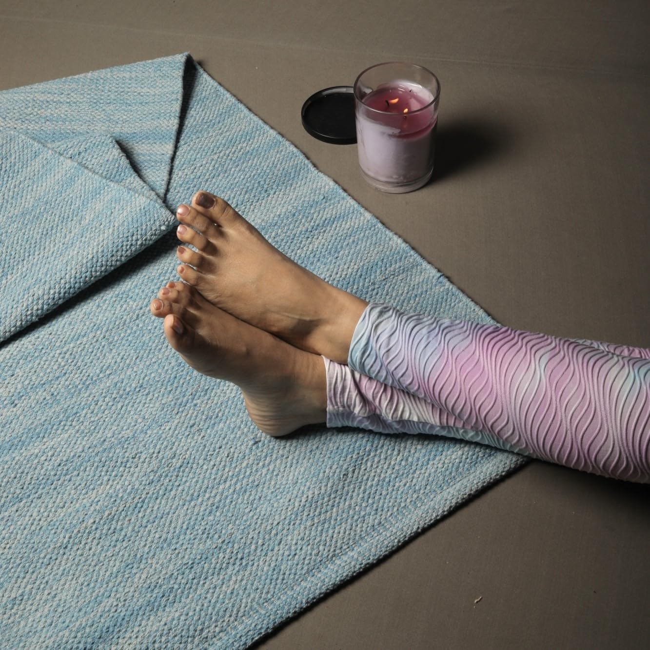 Trade Star Organic Cotton Yoga Mat Handloomed Meditation Rug Inches Perfect Size Mat Travel Mat for Indoor/Outdoor Use 72"L x 24"W Highly Absorbent Reversible Yoga Rug Tie Dye Yoga Mat for Exercise