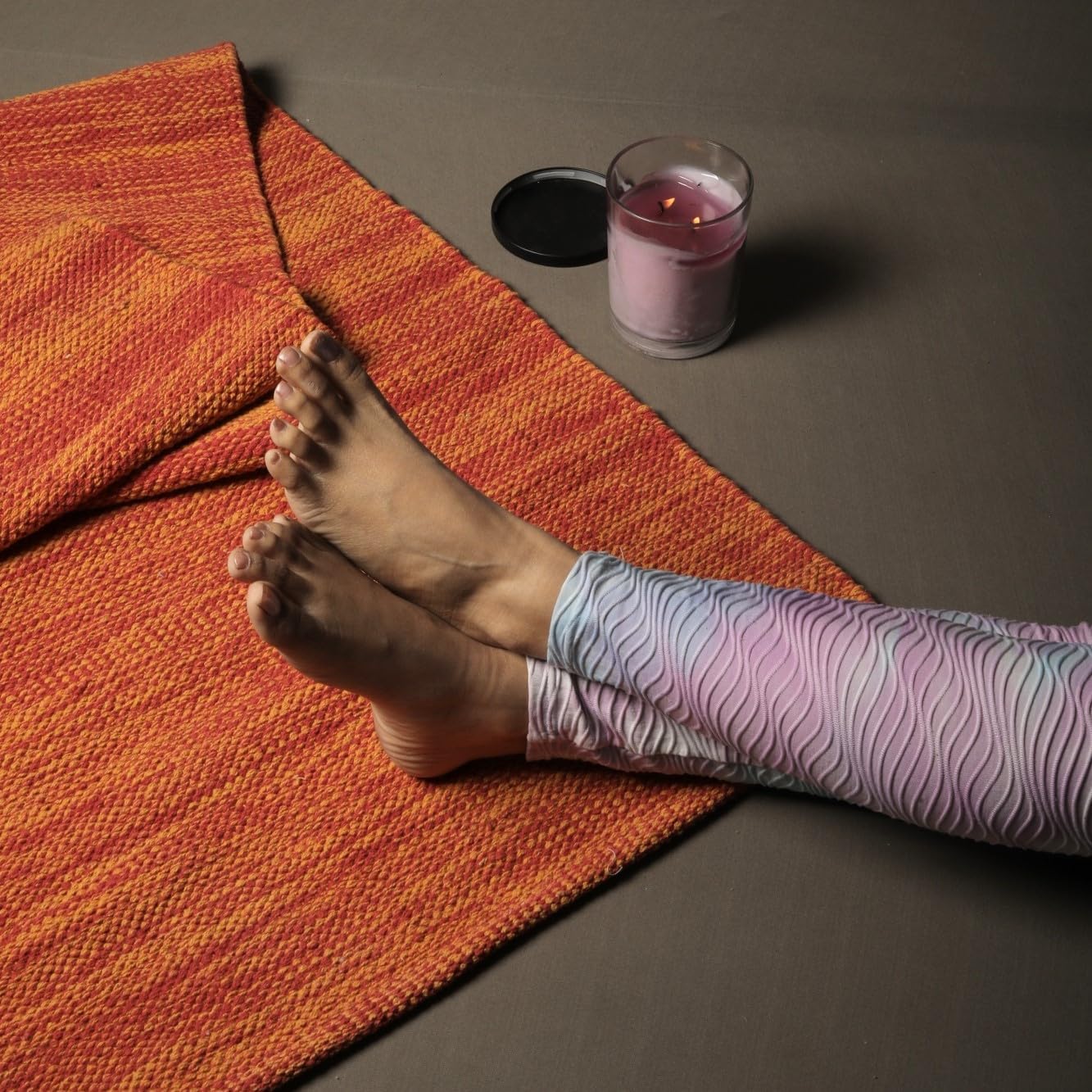 Trade Star Organic Cotton Yoga Mat Handloomed Meditation Rug Inches Perfect Size Mat Travel Mat for Indoor/Outdoor Use 72"L x 24"W Highly Absorbent Reversible Yoga Rug Tie Dye Yoga Mat for Exercise