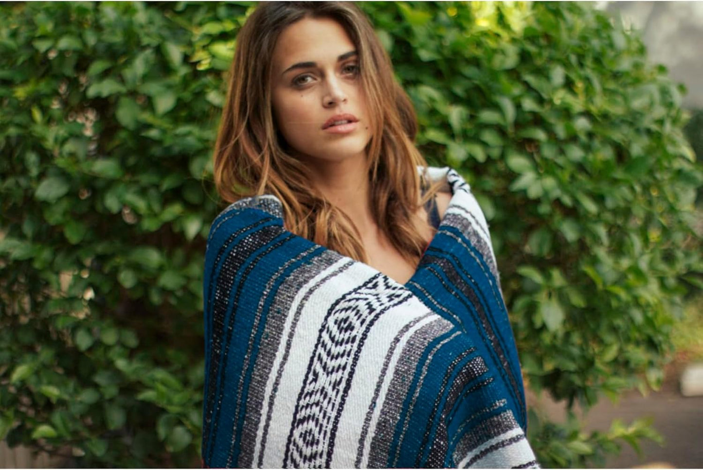 Del Mex Classic Mexican Blanket, Large Authentic Woven Falsa Throw (70"x50"), Artisan Southwest Décor for Beach, Yoga, Outdoors (Lavender)