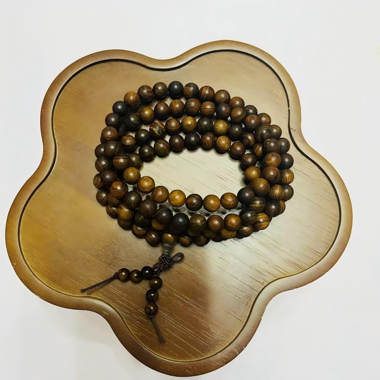 Handmade Mala Beads Bracelet 108 8mm Prayer Meditation Bracelet Sandalwood Elastic, Buddhist Beads, Prayer Mala Necklace for Men and Women Gifts