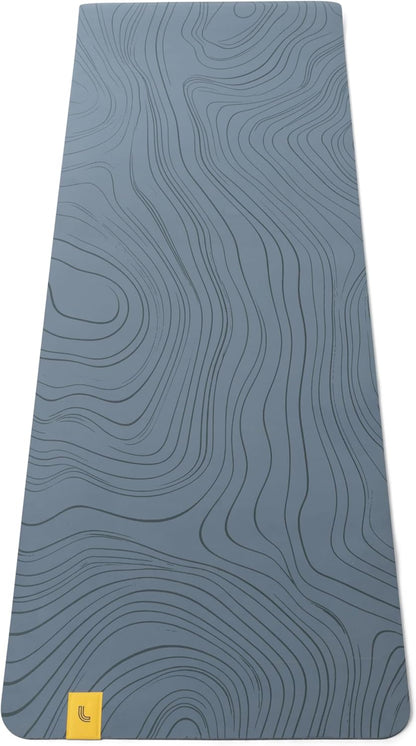Lolë Prima Marble Yoga Mat with Strap Carrier | Non-Slip Textured 5mm Thick Workout Mat | Ideal for Hot Yoga & Pilates | Lightweight & Sweat Resistant, Seagreen