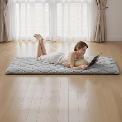 VEVOR Japanese Floor Mattress, Futon Mattress, 100% High Density Comfortable Foam, Foldable Tatami Mat with Storage Bag, Sleeping Pad for Camping Dormitory Yoga