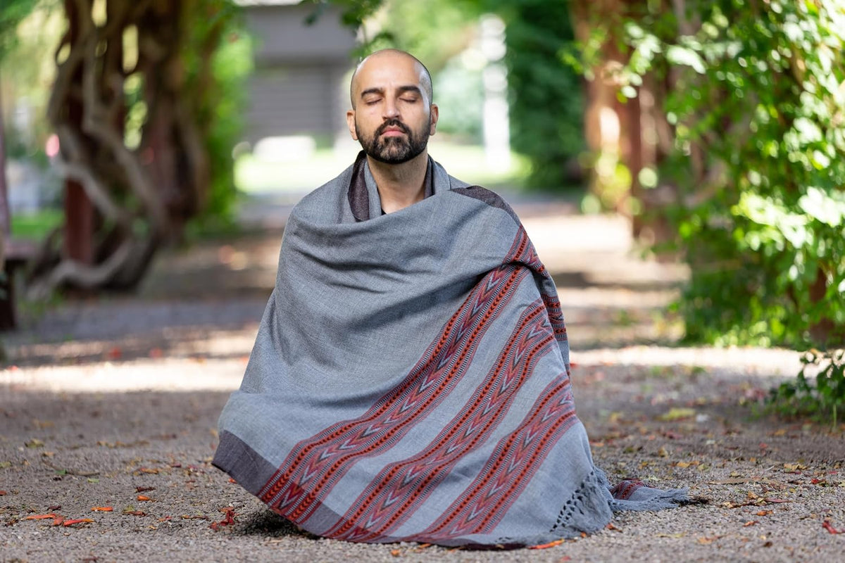 Meditation Shawl – Unisex Prayer Wrap, Large Scarf & Yoga Blanket – Soft, Lightweight & Multipurpose