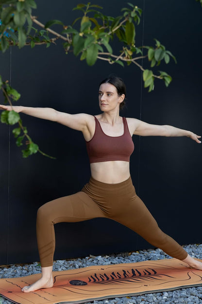 【 】 Yoga Mat * Beast Line -- Unique coating technique, Great wear resistance for a long service life, Vividly printed pattern, Natural rubber base, Strong bounce resilience, Absorb sweat instantly to stay dry, Clean and hygienic.
