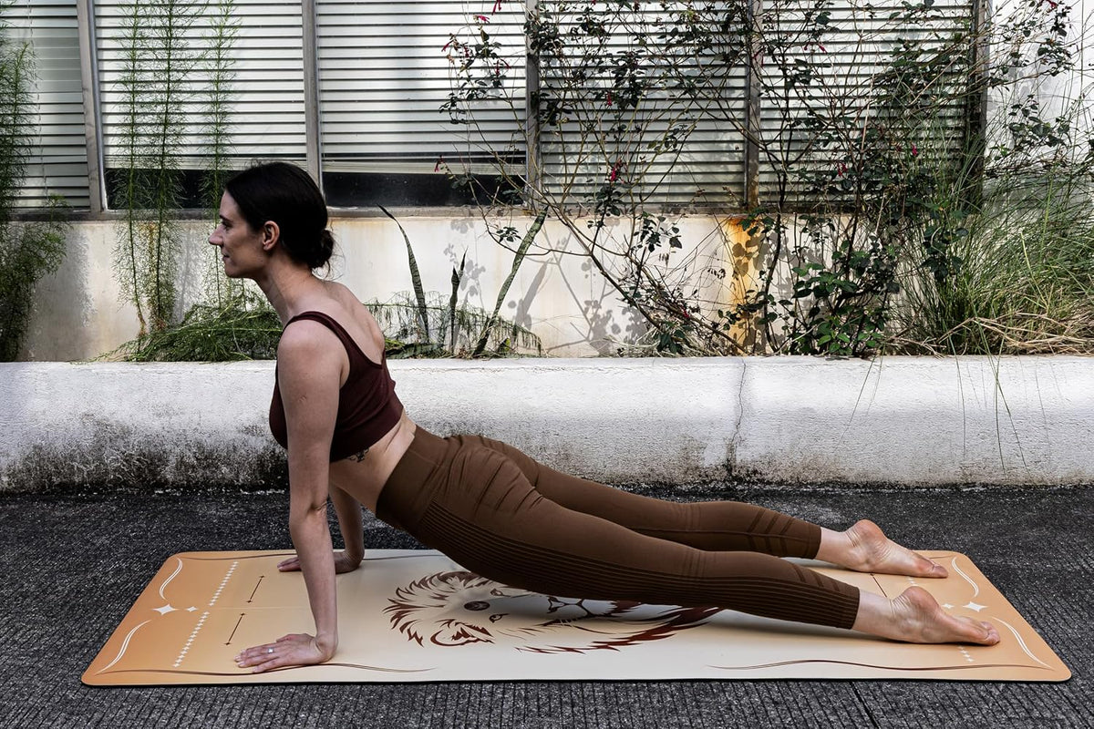 【 】 Yoga Mat * Beast Line -- Unique coating technique, Great wear resistance for a long service life, Vividly printed pattern, Natural rubber base, Strong bounce resilience, Absorb sweat instantly to stay dry, Clean and hygienic.