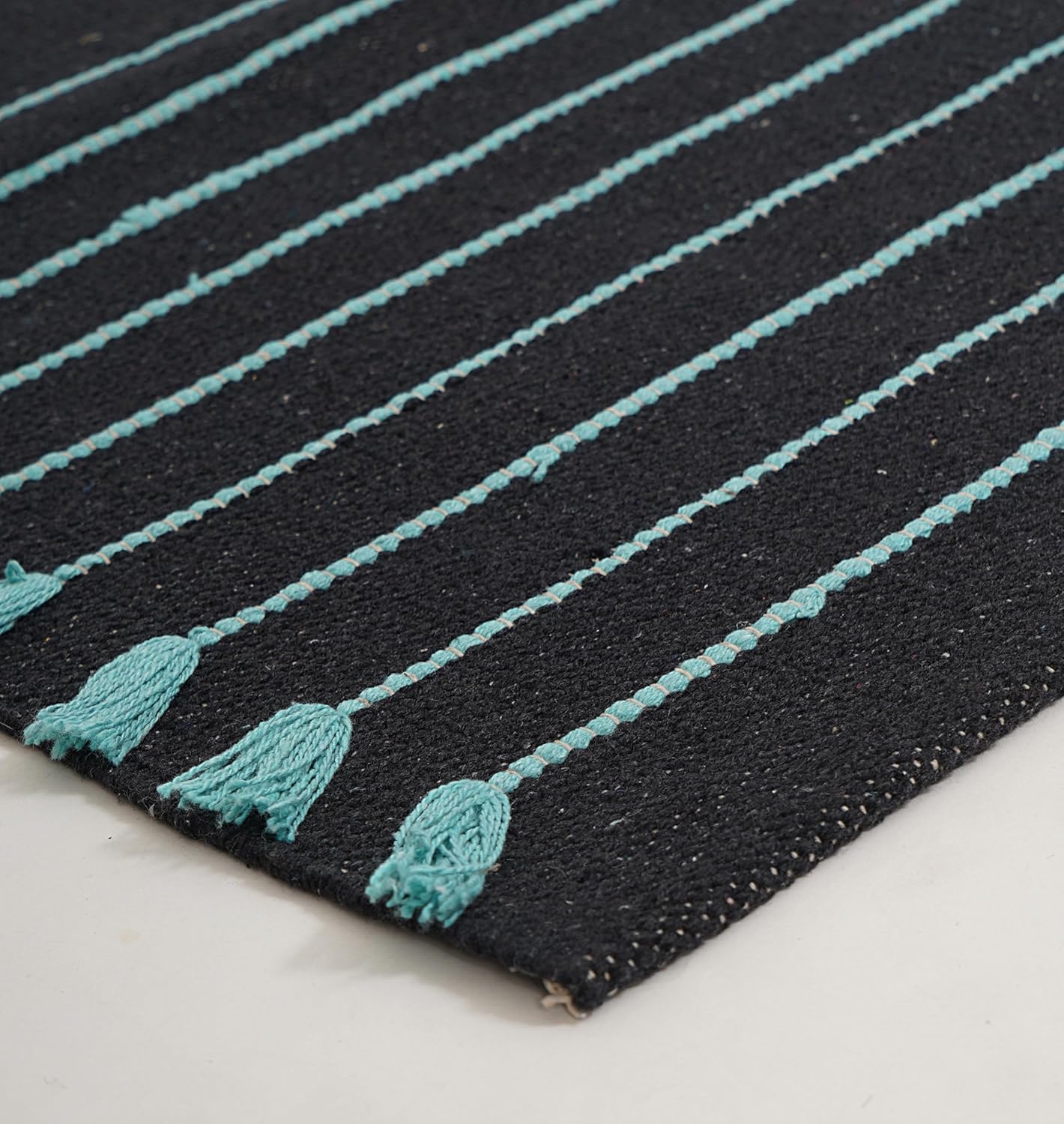 Indian Handmade 100% Organic Cotton Yoga Mat, Hand Woven Rug, Thick Yoga Mat For Everyday Fitness at Home Comfortable Foldable Long Mat 72 x 24 Inches, Balck & Turquoise