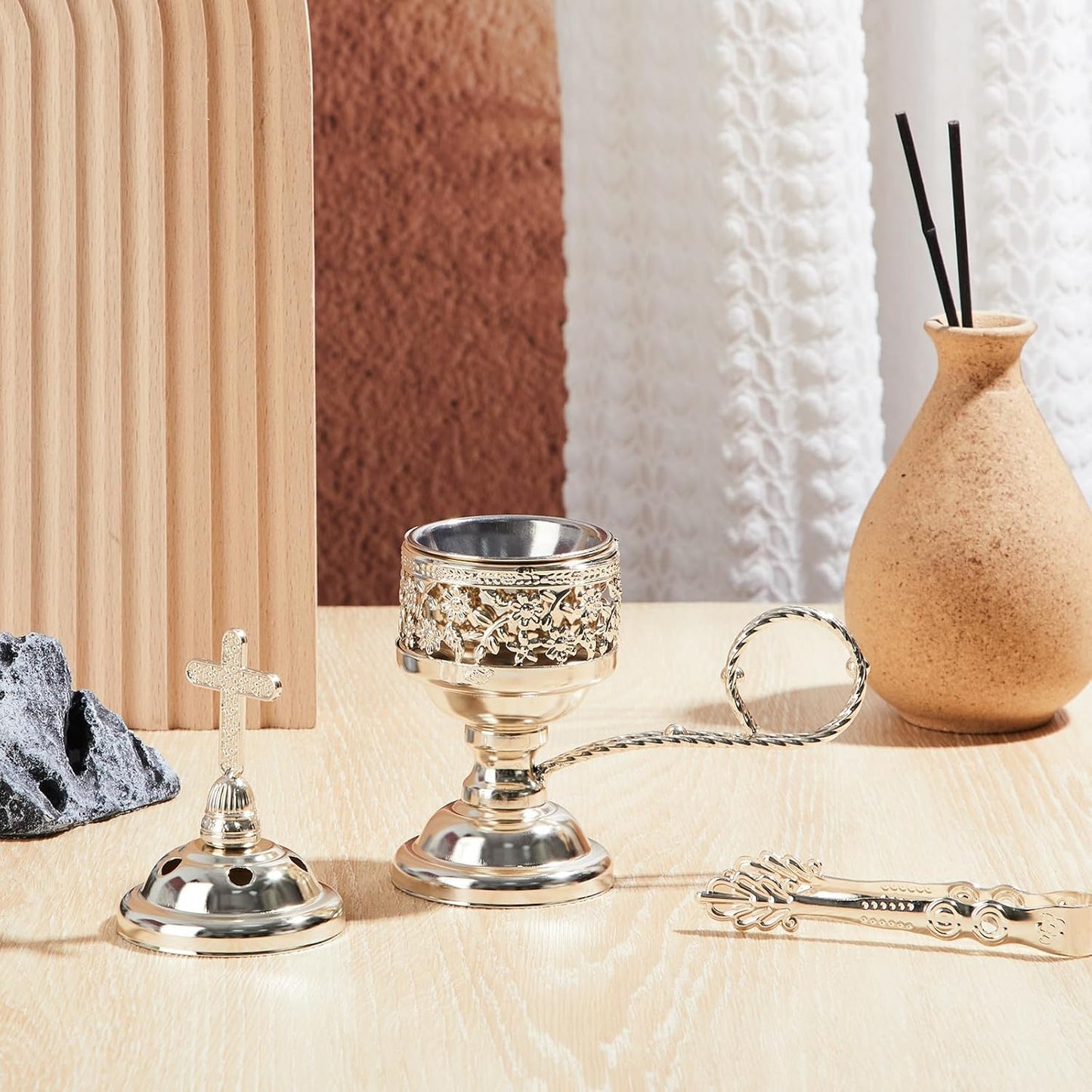 Zonon 1 Set Incense Burner with Tong, Frankincense Charcoal Incense Stand Holder, Ideal for Yoga, Spa, Aromatherapy, Home and Christian Church Censer (Gold,Retro)