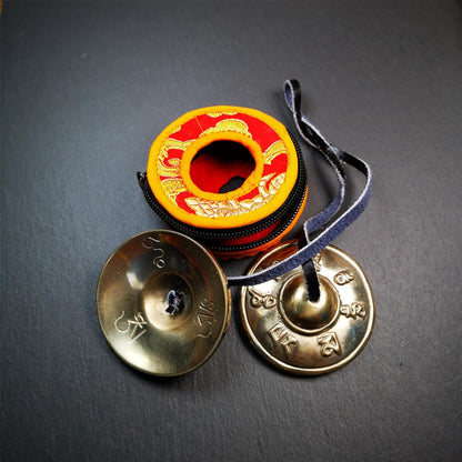 Tibetan Tingsha Bell Set - Tibetan Cymbals - for Sound Healing, Yoga, Meditation, and Mindfulness,Handmade in Nepal,Made of Bronze,Plain Pattern,Black Color，7.7cm/3.0 inch
