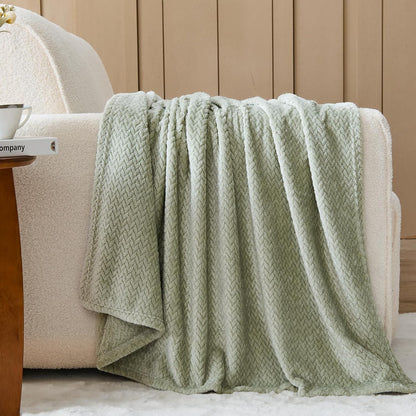 NEWCOSPLAY Super Soft Throw Blanket Light Purple Premium Silky Flannel Fleece Leaves Pattern Lightweight Bed Blanket All Season Use (Light Purple, Throw(50"x60")) - Colors A