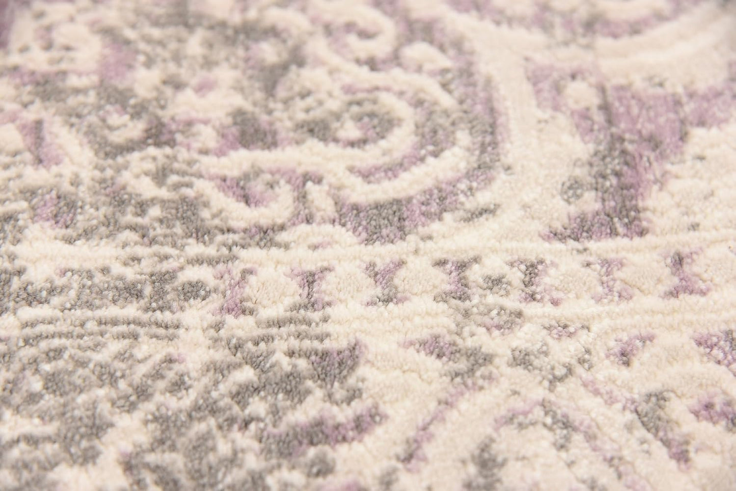 Unique Loom New Classical Collection Area Rug - Olwen (4'Round, Purple/ Gray)