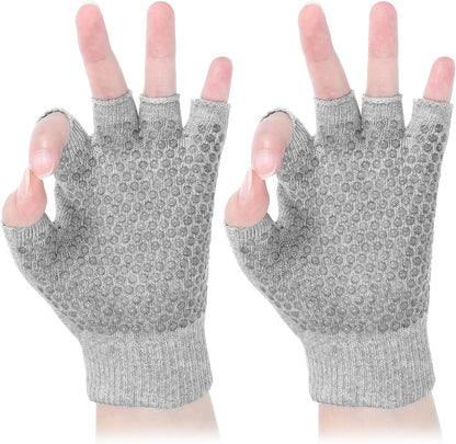 1 Pair of Pilates Gloves with Grips for Women, Yoga Gloves with Grips for Women, Fingerless Workout Glove for Pilates Yoga Exercise