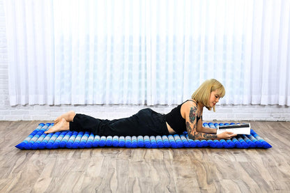 Leewadee - Kapok Roll Mat – Handcrafted Folding Sleep & Relaxation Mattress from Thailand, Ideal as Guest Bed, Camping Mat, Yoga Mat or Traditional Futon, 75 x 39 inches, Anthracite